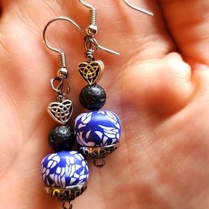 Blue dangle earrings 💙